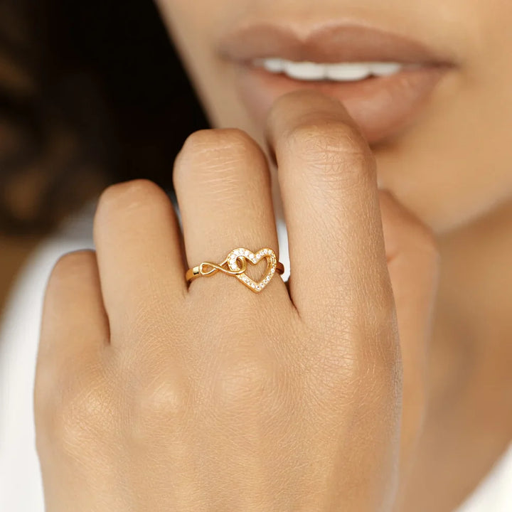 Forever Love™ – Infinite Heart Ring